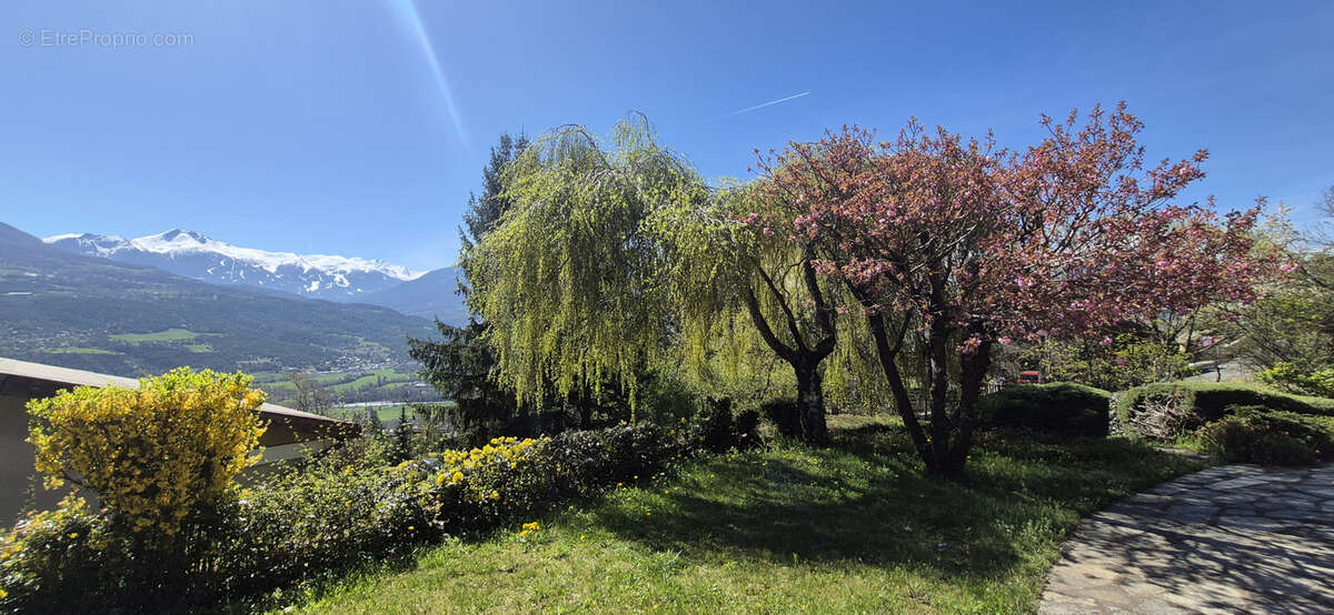 Maison à EMBRUN