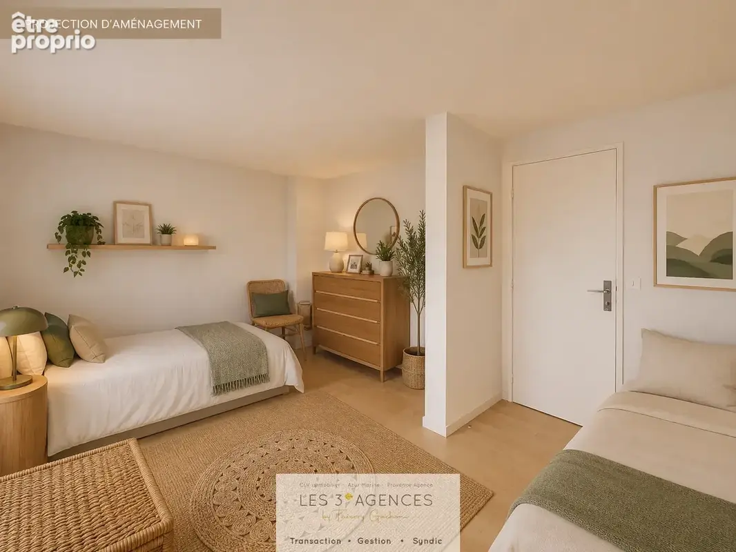 Opportunité de Logement Urbain Spacieux : Grand T3 en Duplex au Cœur du Centre-Ville de Cavalaire-sur-Mer - photo 12