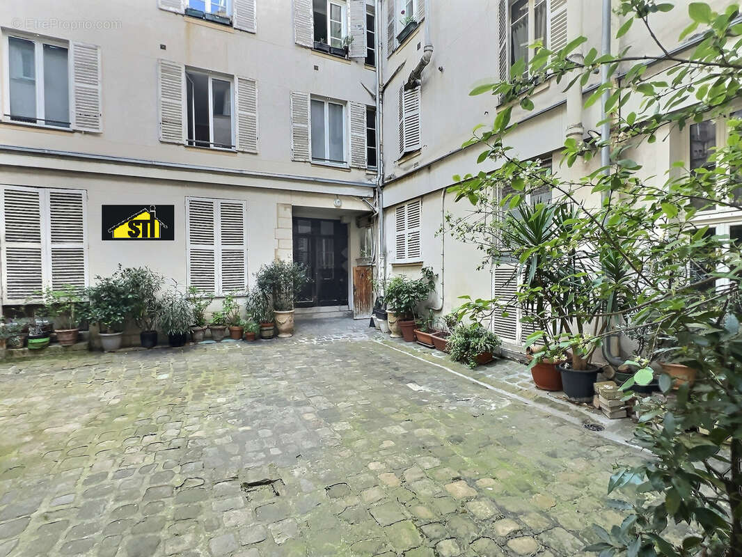 Appartement à PARIS-6E
