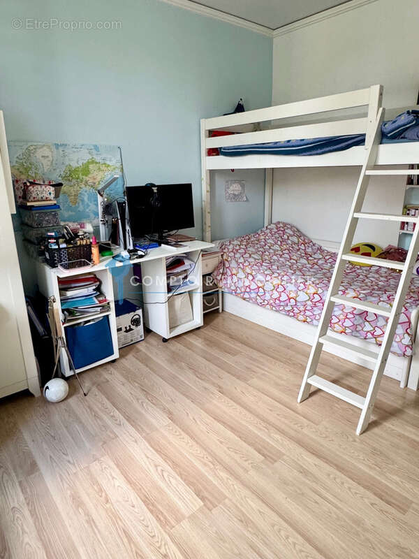 Appartement à VILLABE