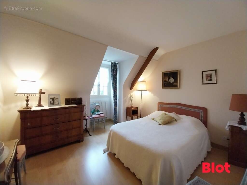 Maison 165 m² à Chateauneuf-D'ille-Et-Vilaine  - photo 6