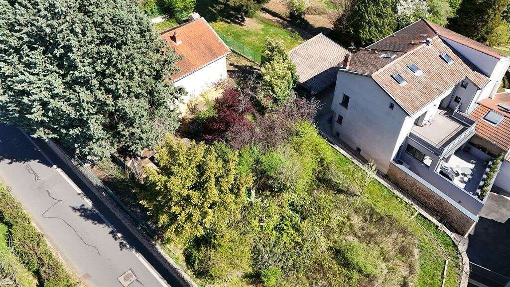 Terrain à SAINT-DIDIER-AU-MONT-D'OR