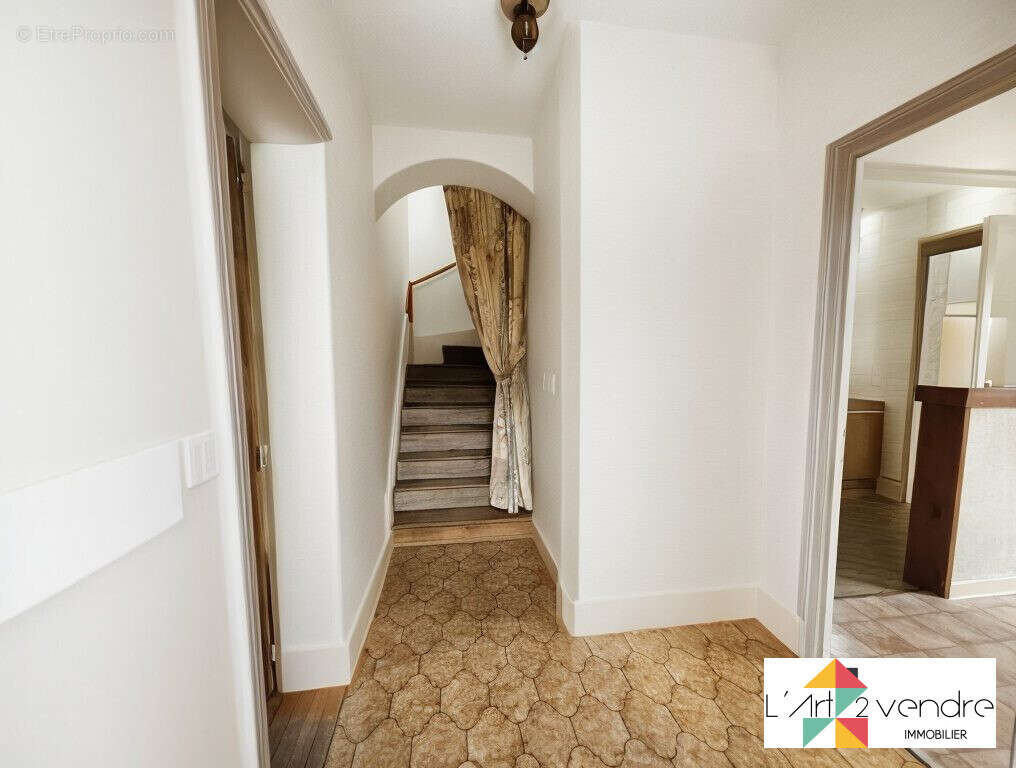 Maison à CHOISY-AU-BAC