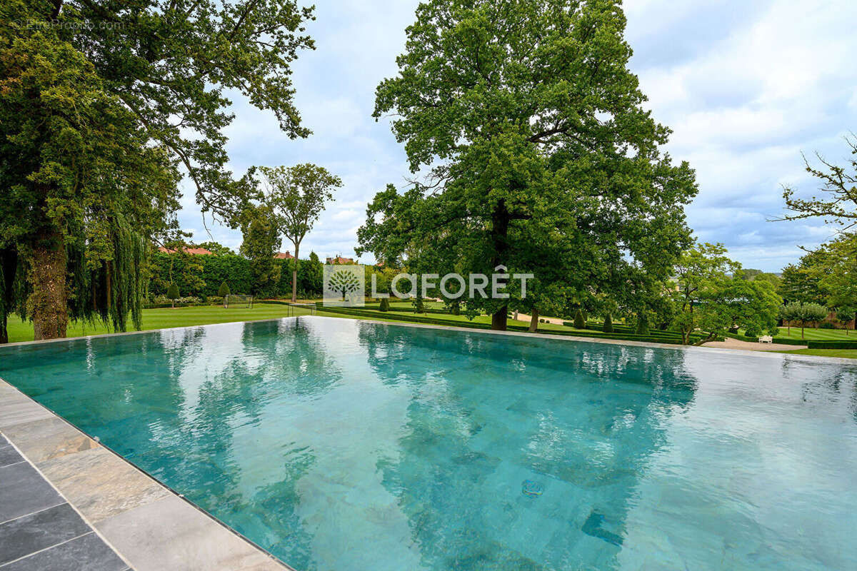 Château de la Fontaine - Maison 500 m2 - 1,8 Hectare - 6 chambres - photo 3