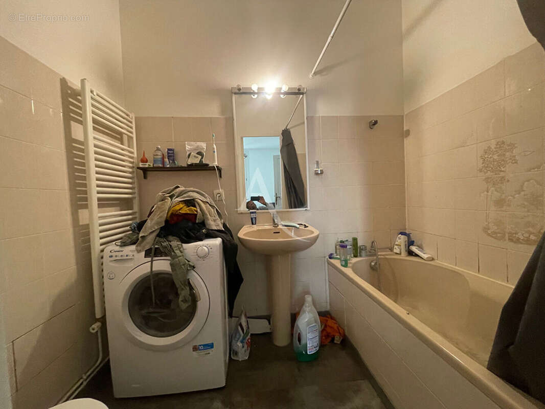 Appart T3 Rochefort Centre 2 Chambes 2 Salles de bains - photo 6