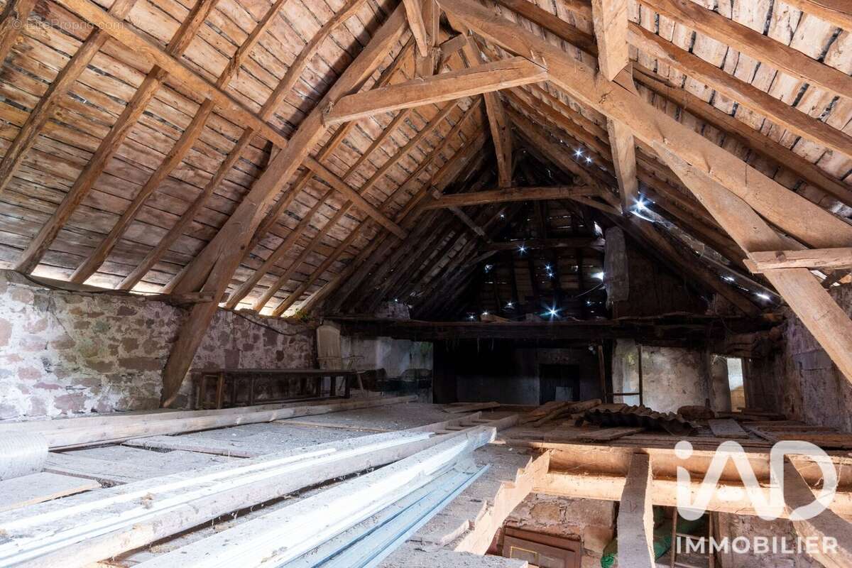 Maison 94 m² à Saint-Solve  - photo 7