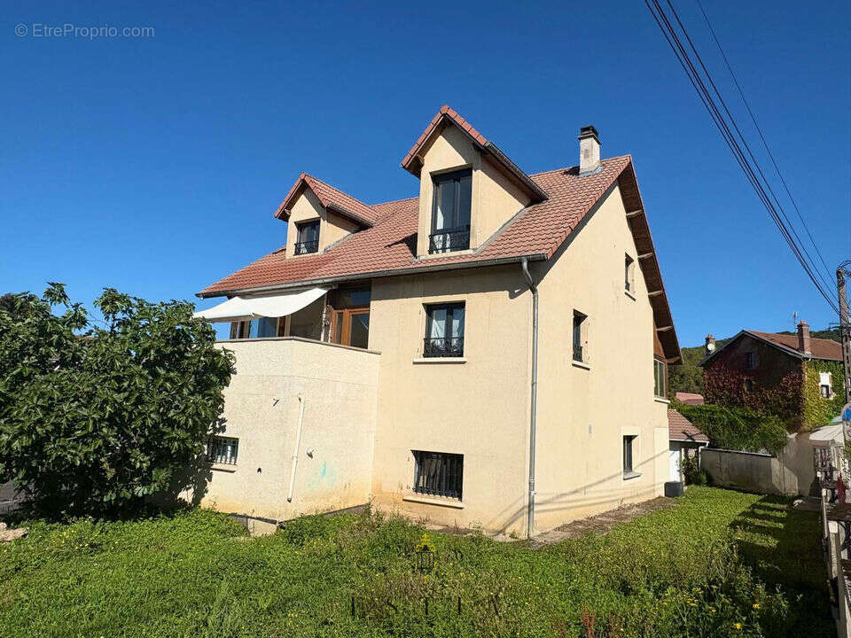 Appartement à NEUVES-MAISONS