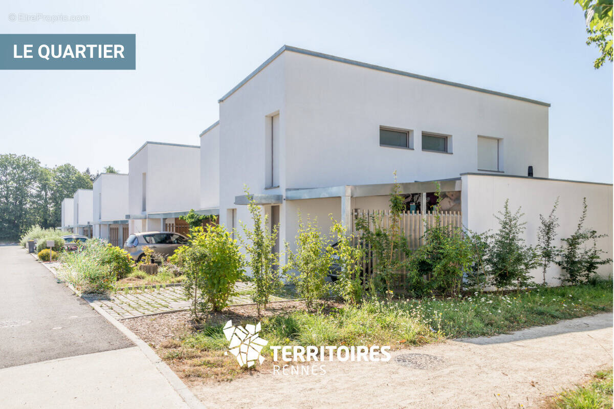 Terrain à CORPS-NUDS