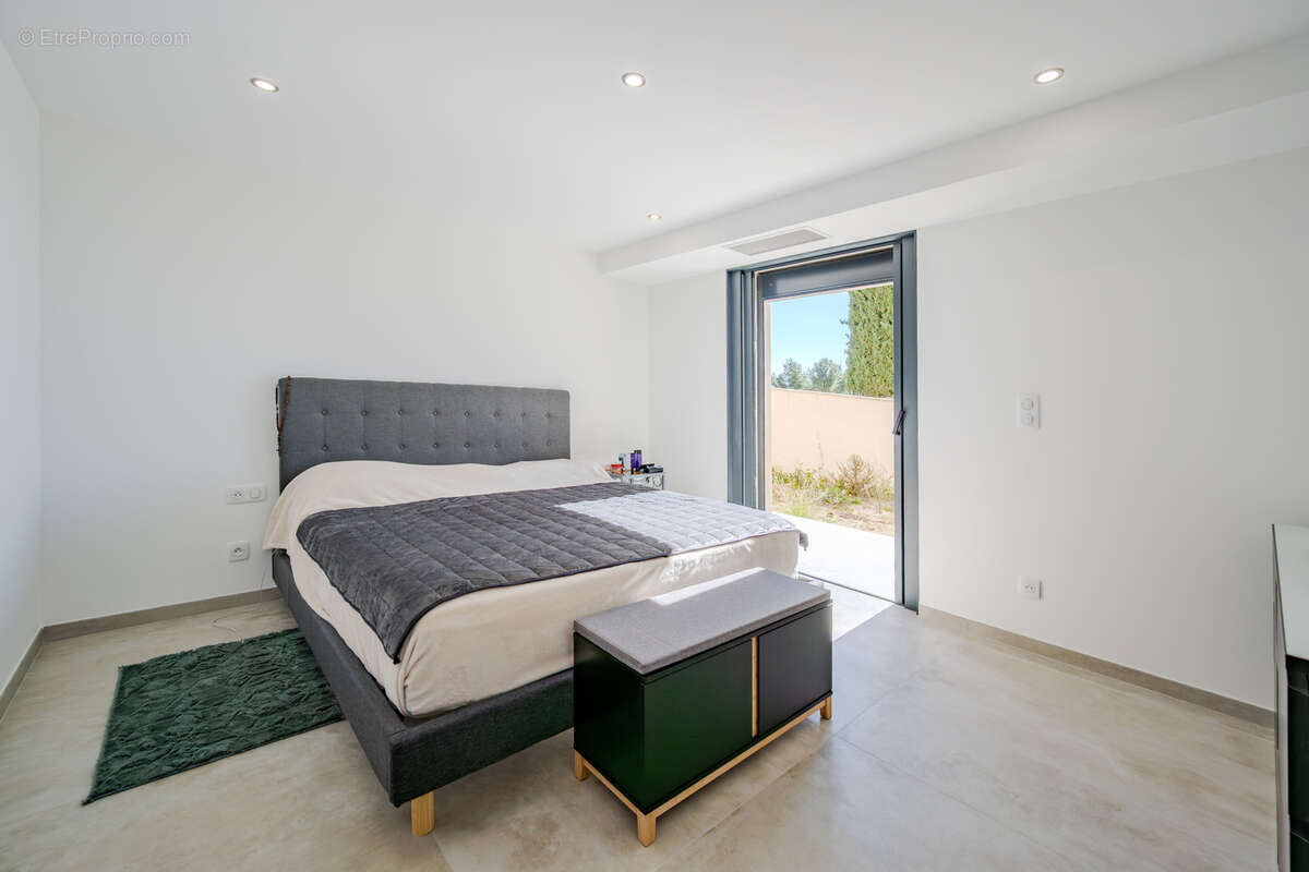 Maison à LA VALETTE-DU-VAR