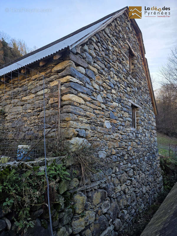 Maison à LUZ-SAINT-SAUVEUR