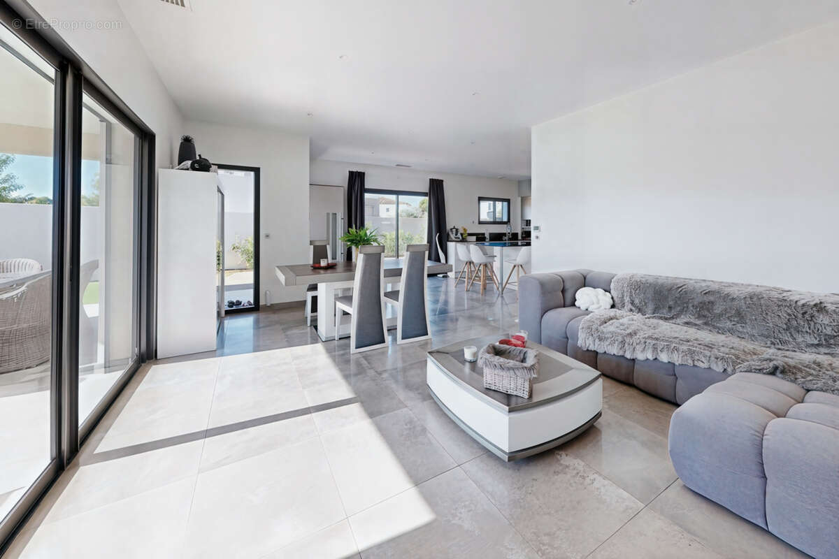 Maison à LES PENNES-MIRABEAU