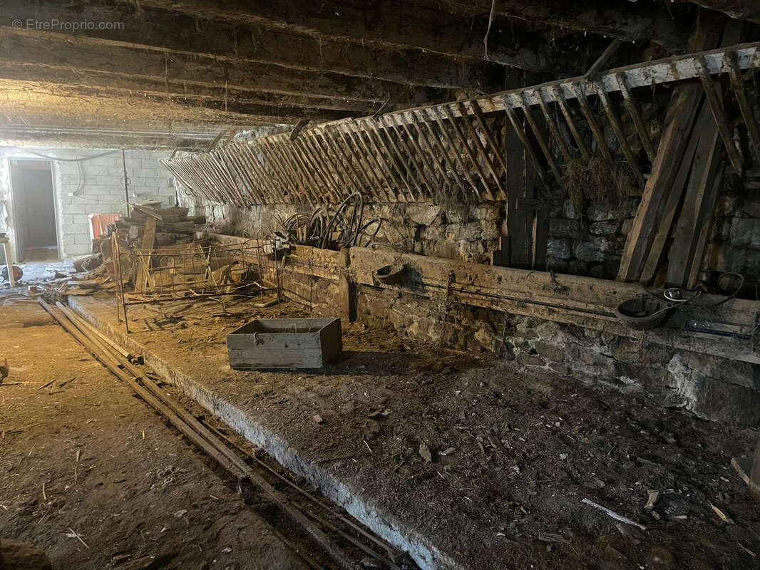 Ancienne ferme joliment restaurée avec 1000 m2 de terrain - photo 16