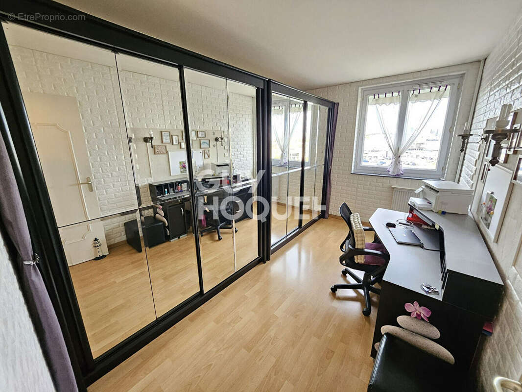 Appartement à ROSNY-SOUS-BOIS