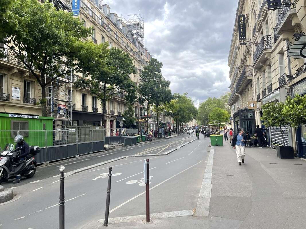 Autre à PARIS-3E