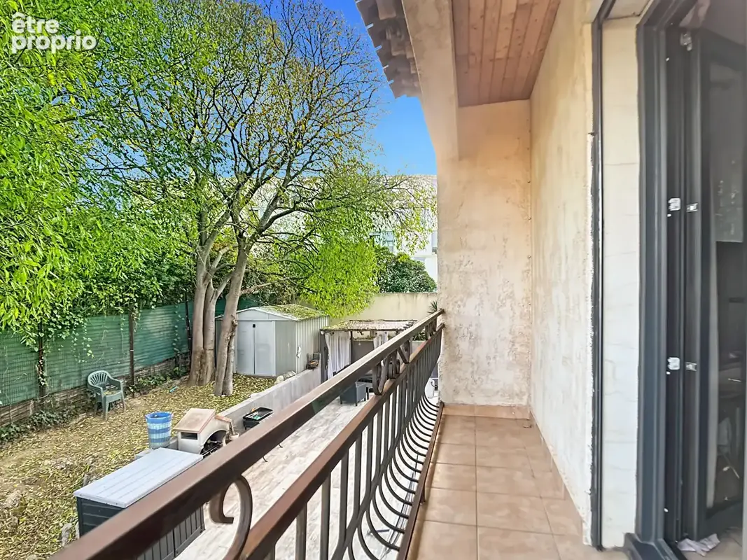 Maison à vendre de 140 m² avec piscine sur une parcelle de 650 m² - Secteur Saint-Loup Marseille 10e - photo 15