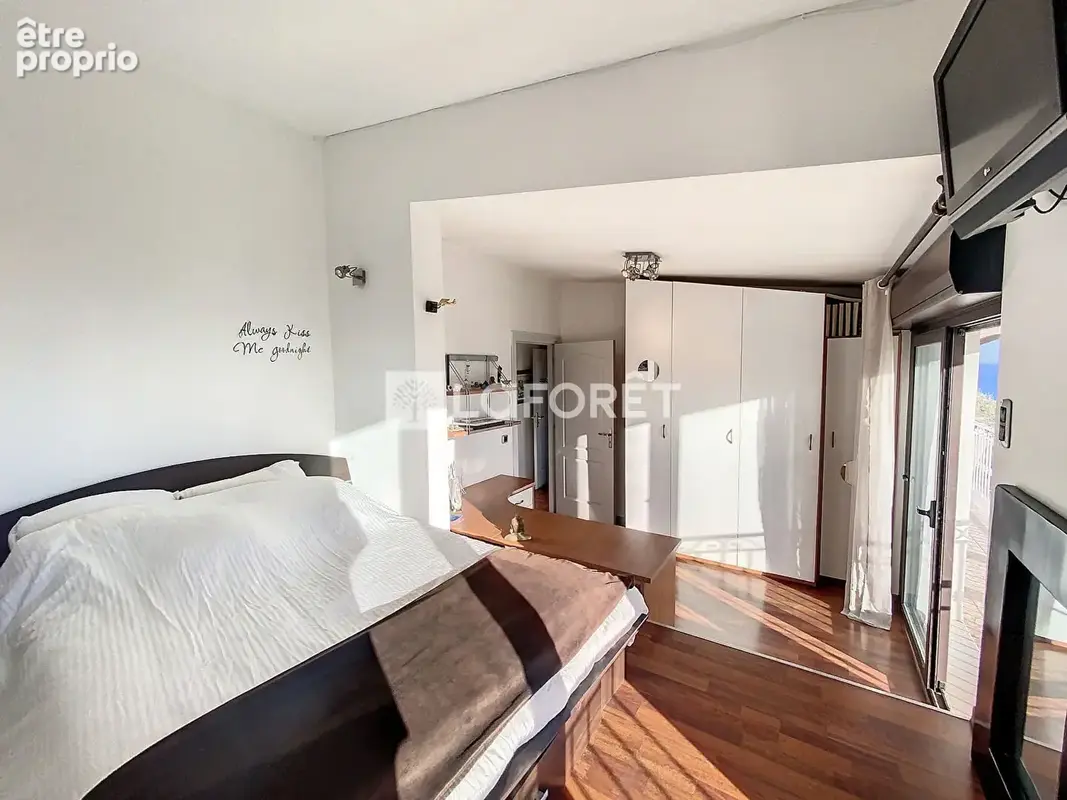 Superbe ! Splendide villa  avec vue mer  de toutes les pièces, piscine et large terrasse - photo 18