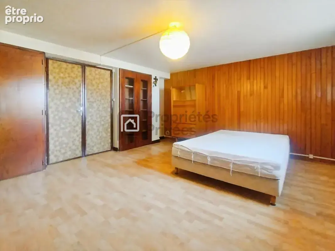 SAUBENS Maison familiale de 145 m² sur une parcelle de 1 658 m² avec dépendances - photo 7