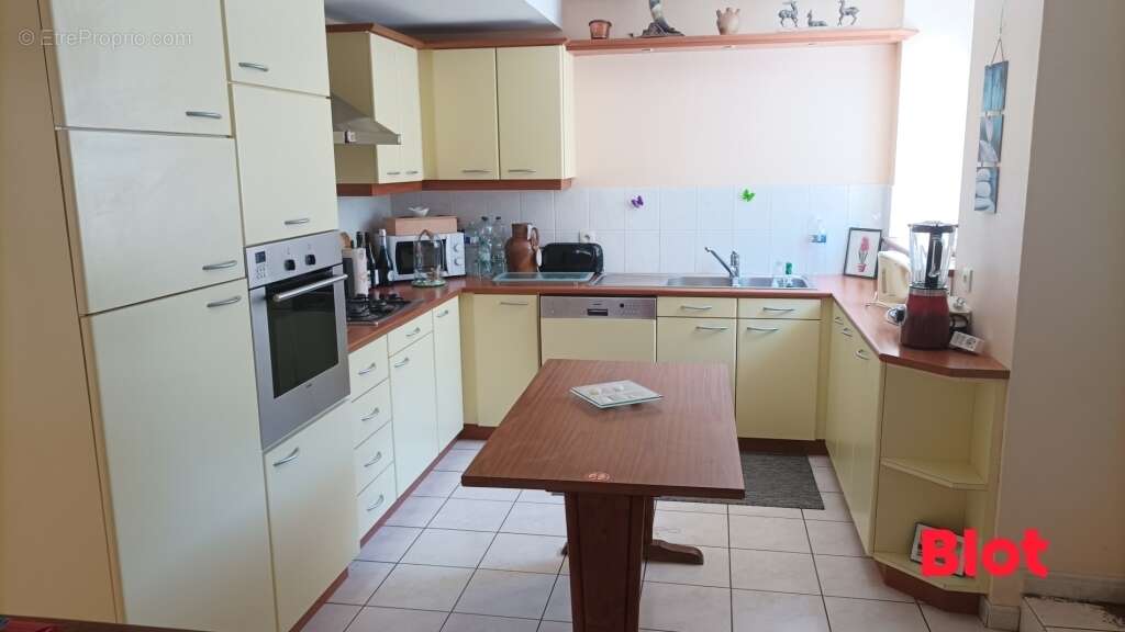Maison 155 m² à Saint-Sulpice-La-Foret  - photo 4