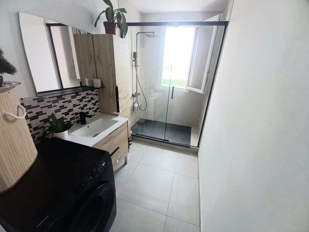 Appartement à LAVAL