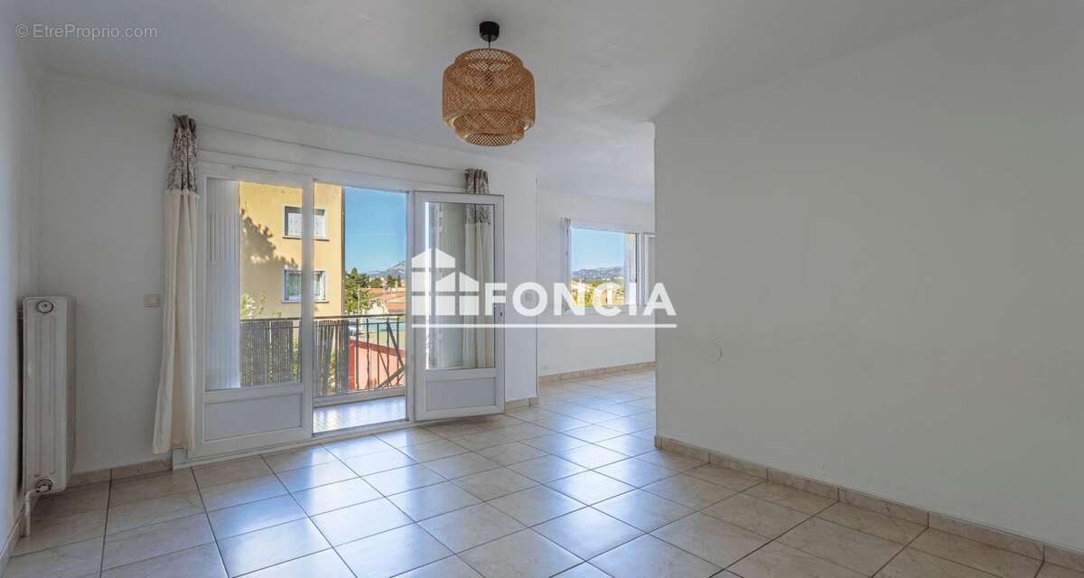 Appartement à LE PRADET