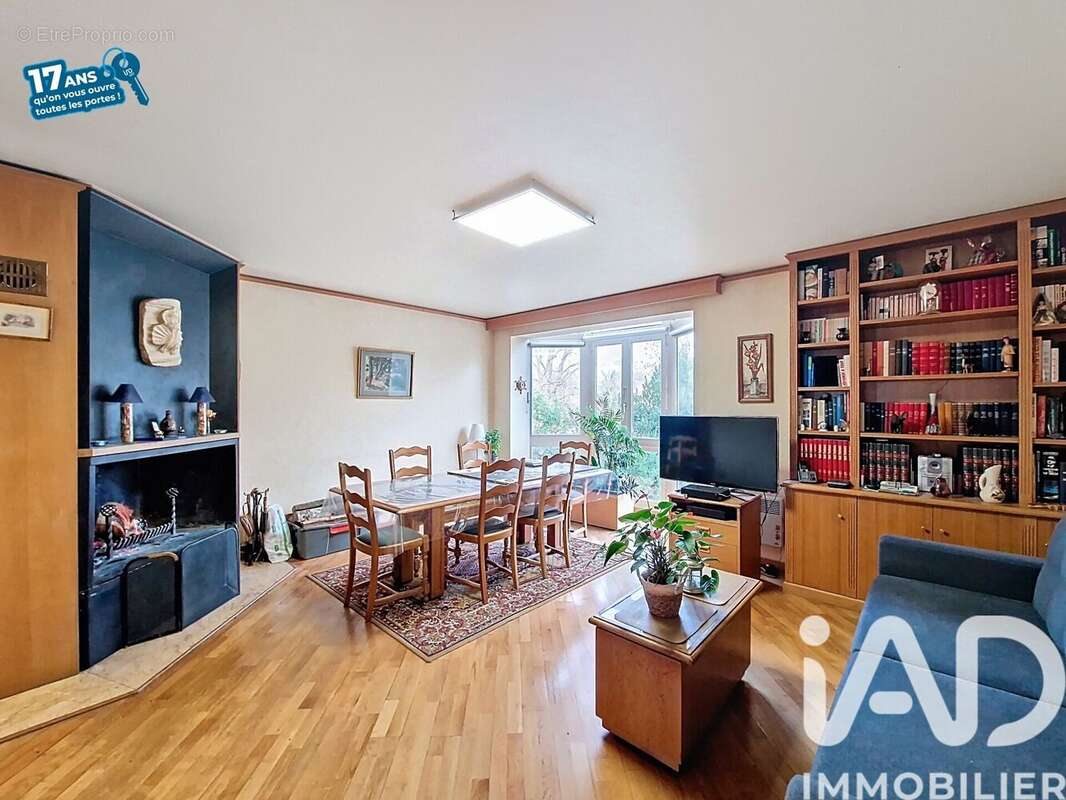 Photo 3 - Maison à VILLENEUVE-LA-GARENNE