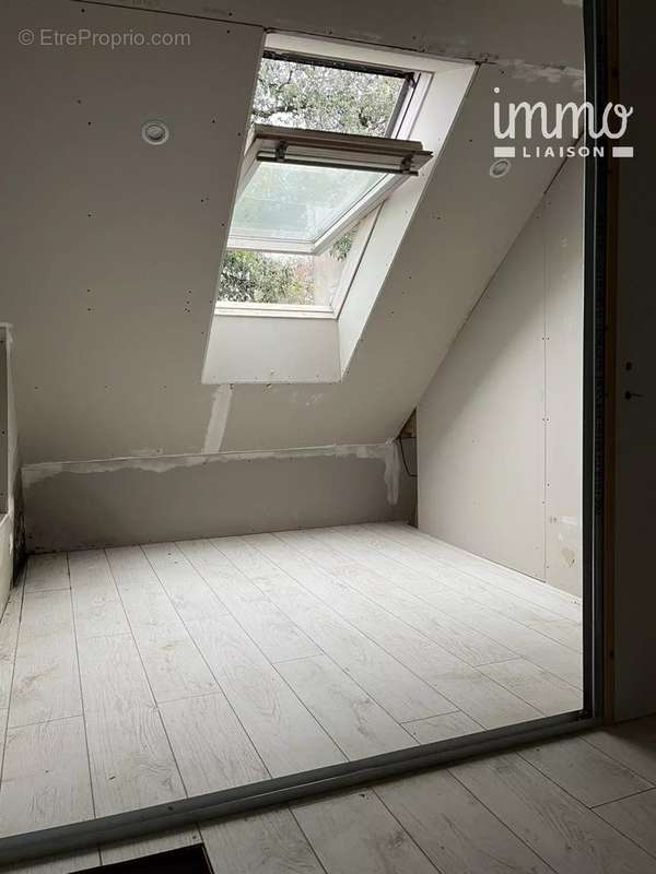 Maison à JOUE-SUR-ERDRE