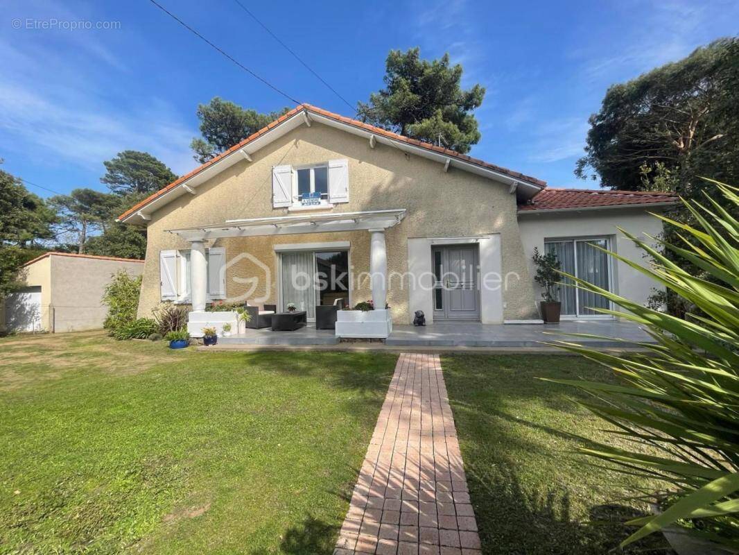 Maison à SAINT-BREVIN-LES-PINS