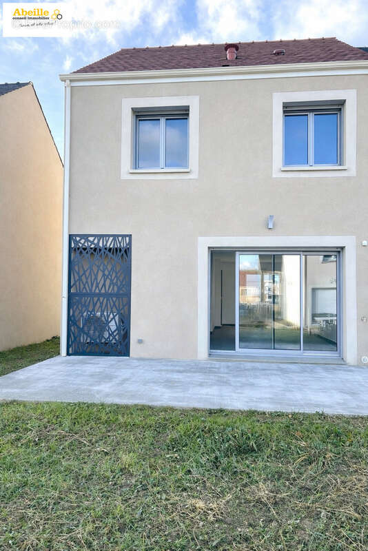 Maison à SAINT-CHERON