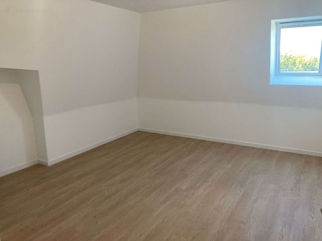 Appartement à PONT-L&#039;EVEQUE