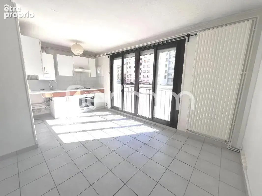 Photo Appartement à Grenoble au prix de 109 000€