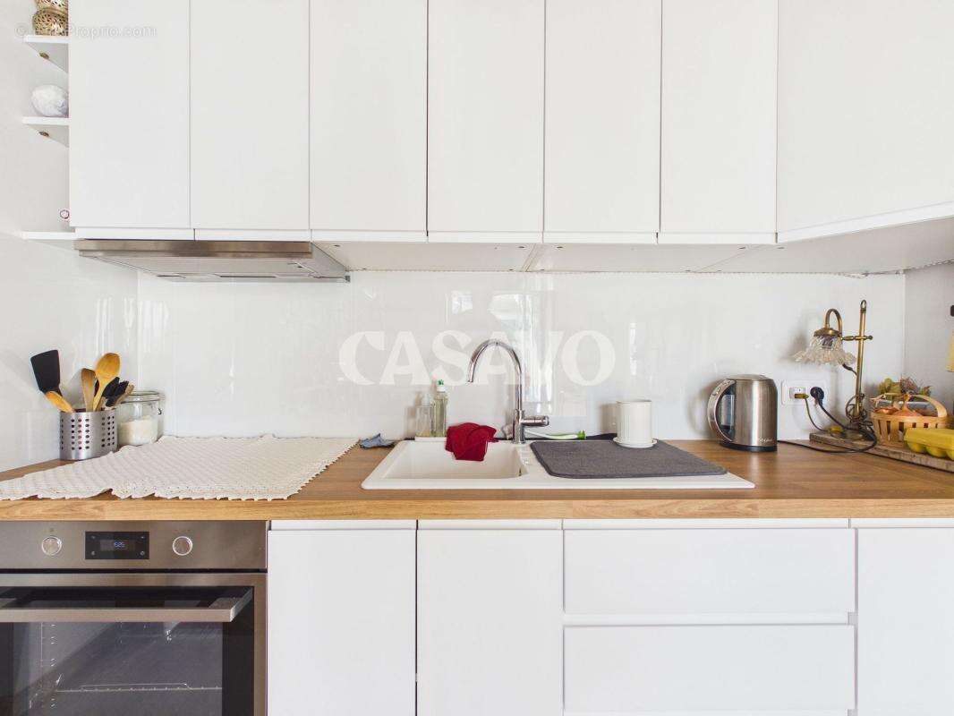 Appartement à PARIS-11E