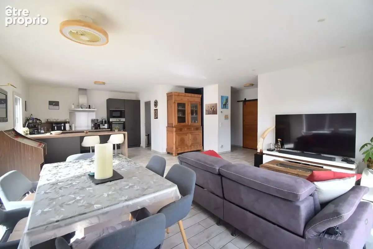 Maison d'habitation - photo 2
