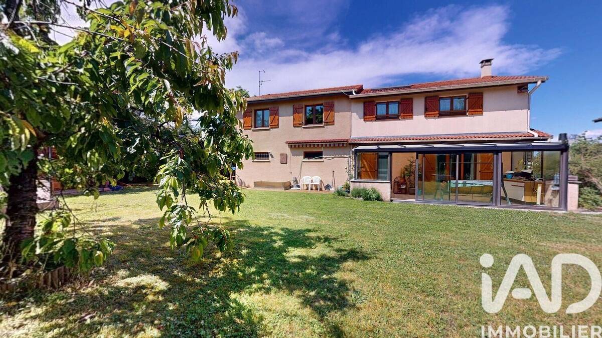 Photo 1 - Maison à MARCY-L&#039;ETOILE