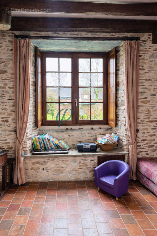 Propriété de caractère en pierre   Deux habitations   4 hectares   Riaillé - photo 6