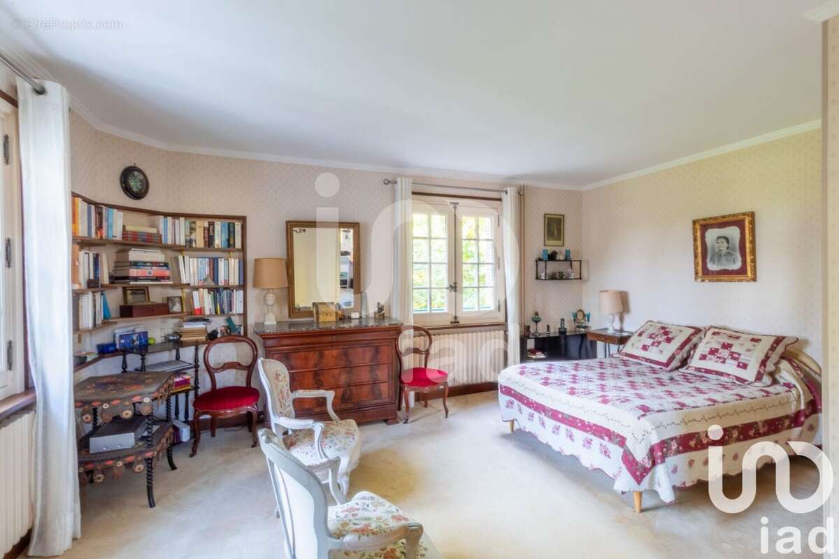 Maison 190 m² à Chailly-En-Gatinais  - photo 3