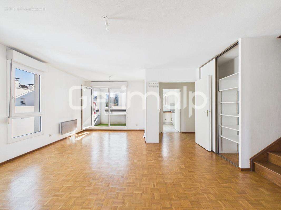 Appartement à CRAN-GEVRIER