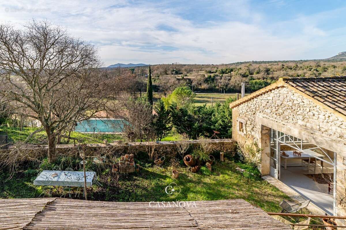 Maison à LUSSAN