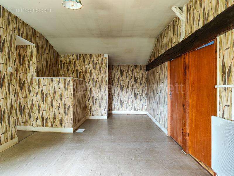 Maison à SAUZE-VAUSSAIS