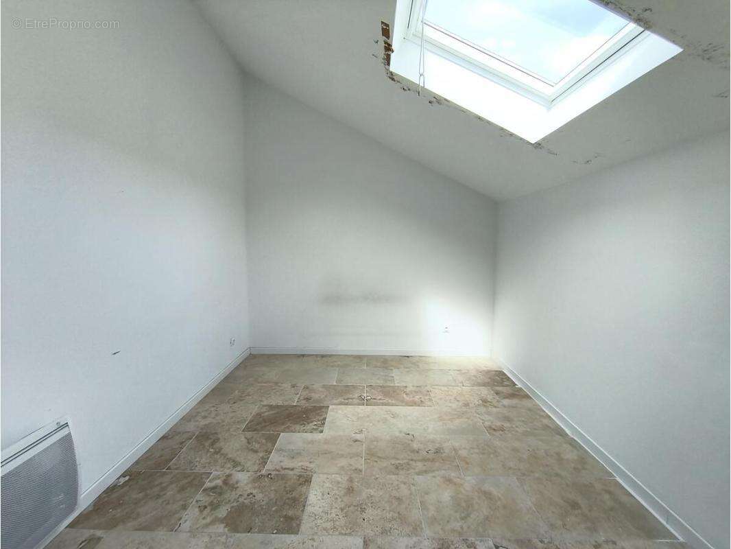 Appartement à MARSEILLE-15E