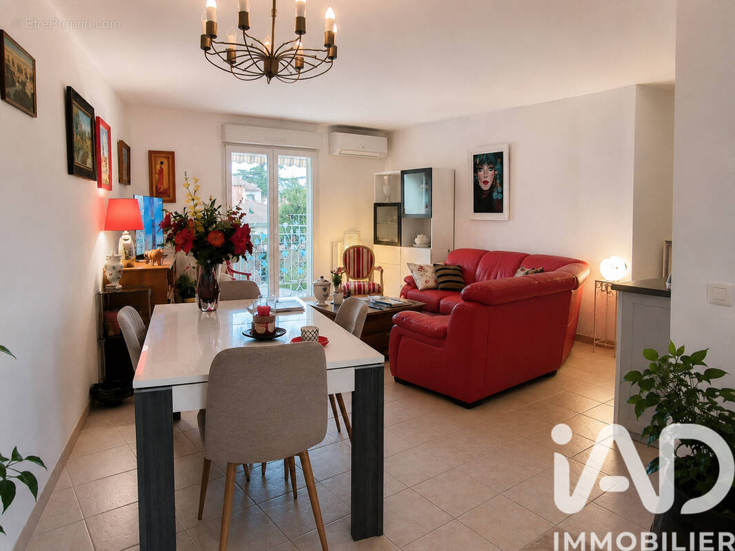 Photo 1 - Appartement à TARASCON