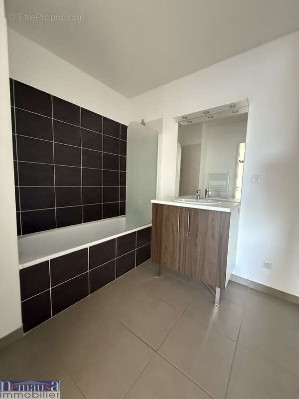 Appartement à NIMES
