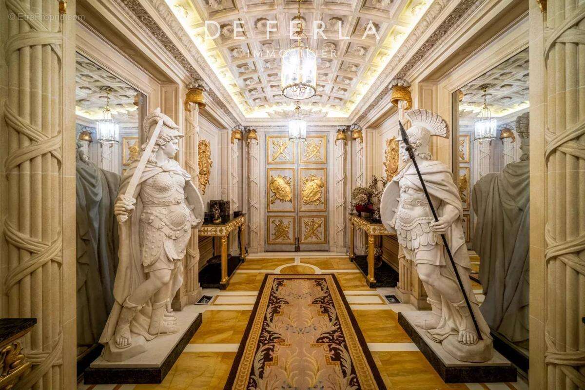 Appartement à PARIS-1E