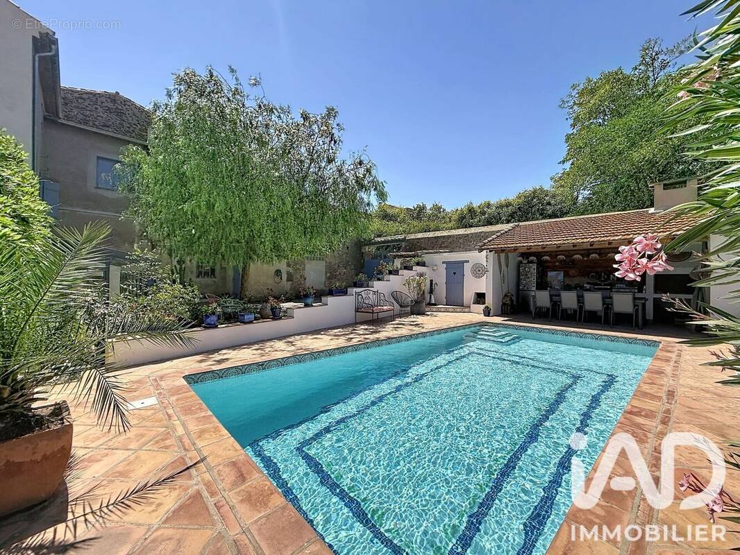 Maison 270 m² à Bessan  - photo 1