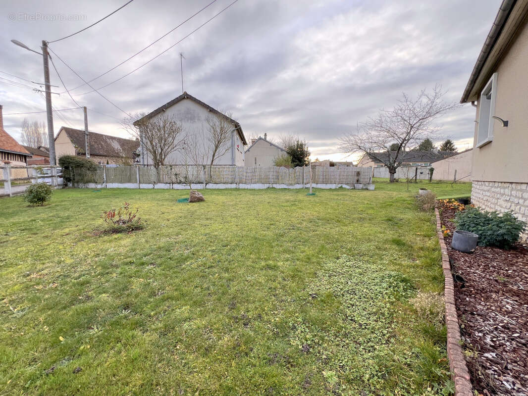 Maison à ABONDANT