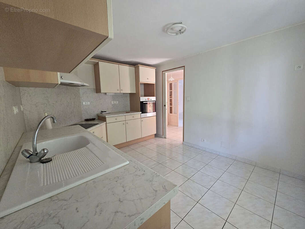 Maison Familiale Montfrin, terrain 940m2 - photo 17