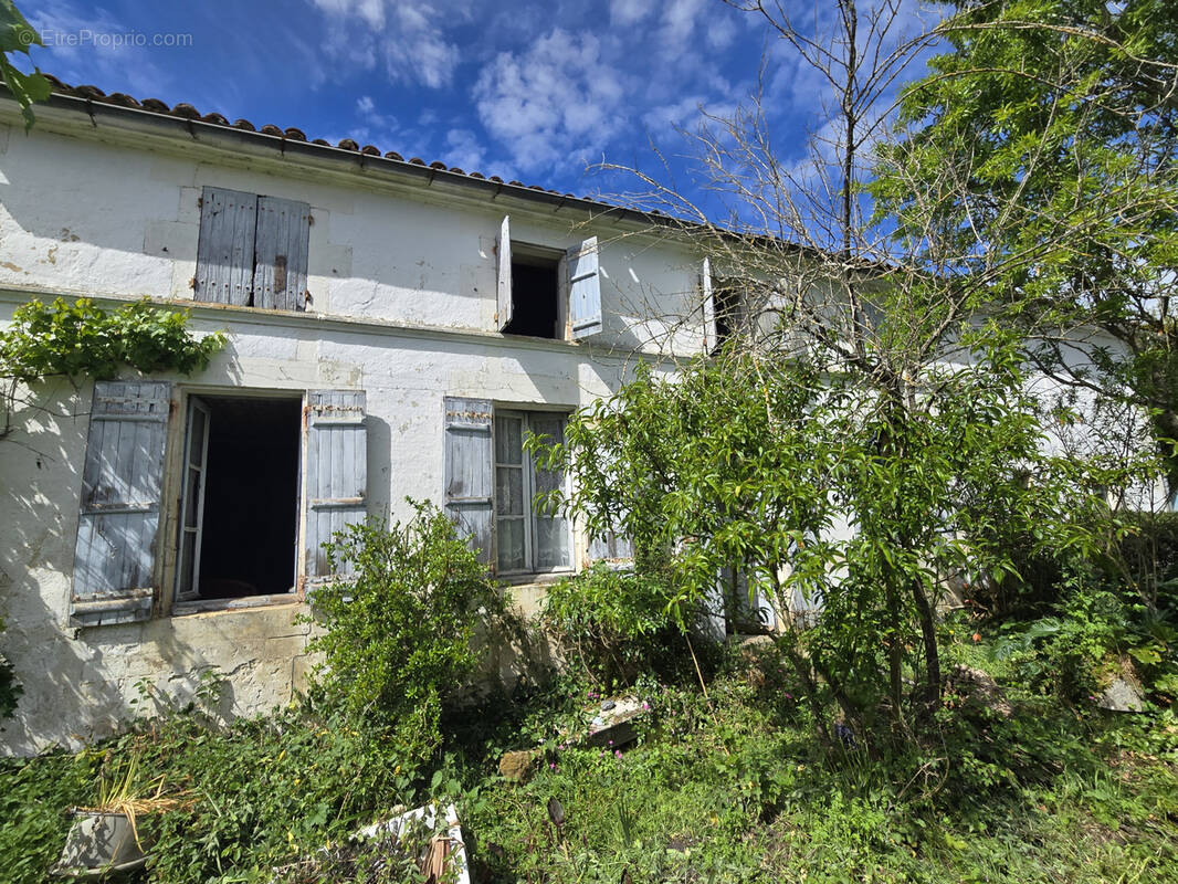 Maison à BREUIL-MAGNE