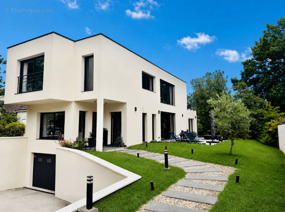 Maison à BOIS-LE-ROI