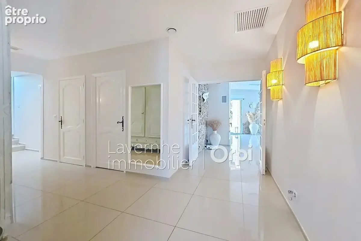 Maison 4 pièces 167 m² à vendre à Vallauris (06220) - photo 9