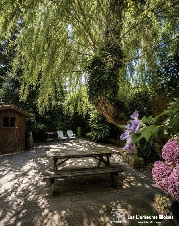 Bel immeuble de 384 m2 secteur recherché, jardin, parkings - photo 20