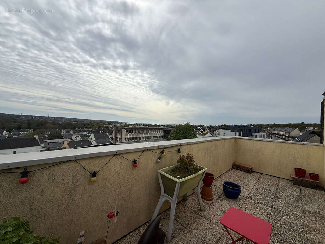 Appartement à LE RELECQ-KERHUON